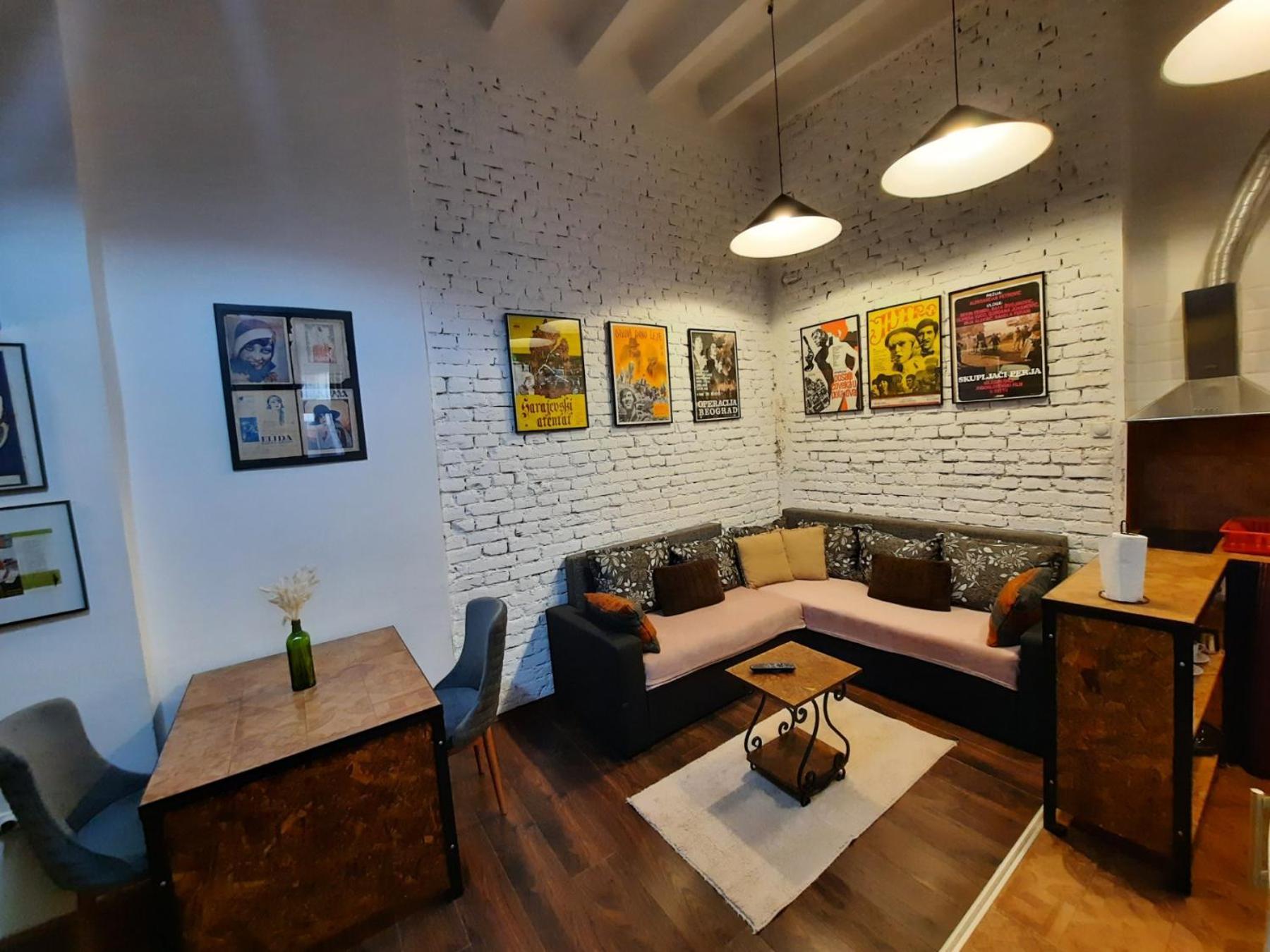 Authentic Belgrade Centre - Split Level Loft With Patio In Courtyard Lägenhet Exteriör bild